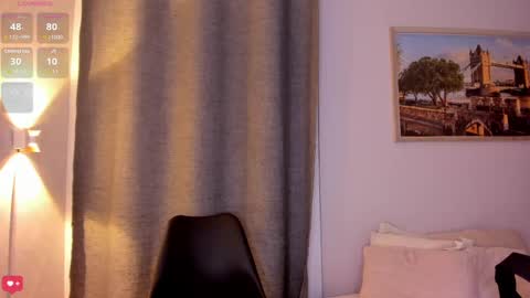 Snapshot of mia_white11 chatting on September 19, 1:37 pm Mia White online show from September 19, 1:37 pm