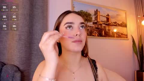 Snapshot of mia_white11 chatting on March 6, 12:41 pm Mia White online show from March 6, 12:41 pm