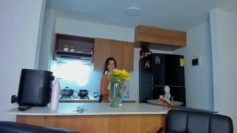    online show from March 5, 1:47 am