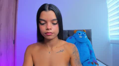    online show from October 15, 12:28 pm