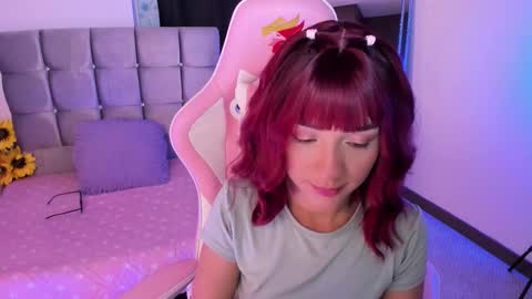 Snapshot of miaa_06 chatting on September 11, 3:41 am mia nicolle online show from September 11, 3:41 am