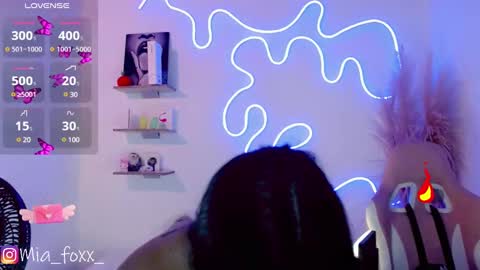Snapshot of miaa_foxx_ chatting on March 8, 5:07 am Mia online show from March 8, 5:07 am