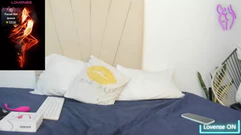 Snapshot of miaa_khaliffa_ chatting on October 8, 12:22 pm Mia online show from October 8, 12:22 pm