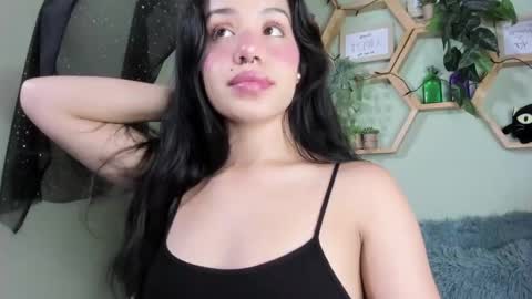Snapshot of miaa_rose__ chatting on January 23, 12:25 am Miaa online show from January 23, 12:25 am