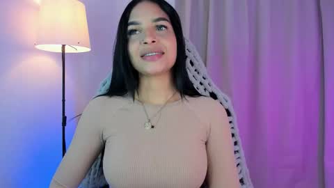 Snapshot of miaagomez chatting on October 14, 7:50 pm Mia online show from October 14, 7:50 pm