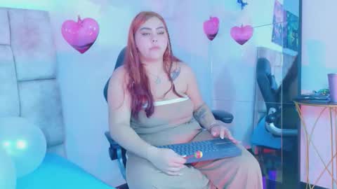 miablumm_ online show from March 7, 4:51 pm