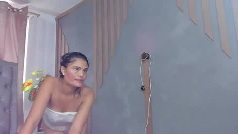 MiaBrooker online show from March 12, 4:00 pm