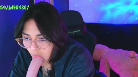 Mia online show from September 18, 3:10 am