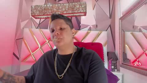   online show from March 9, 3:05 pm