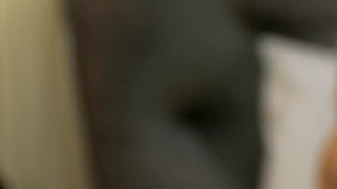 Mia online show from February 18, 11:04 pm