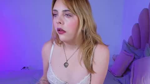 Mary online show from April 6, 11:00 am