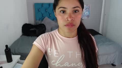 miacumgirl online show from February 6, 2:42 pm