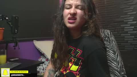 Snapshot of miadimota chatting on October 12, 2:48 am Mia online show from October 12, 2:48 am