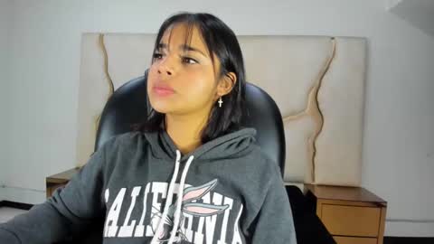 Snapshot of miahsex69 chatting on September 25, 4:41 am miahsex69 online show from September 25, 4:41 am