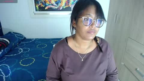 miajoseph_ online show from January 26, 3:59 am