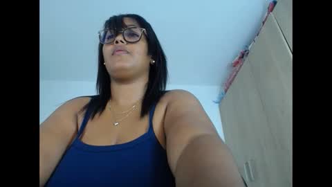 miajoseph_ online show from February 22, 3:34 am