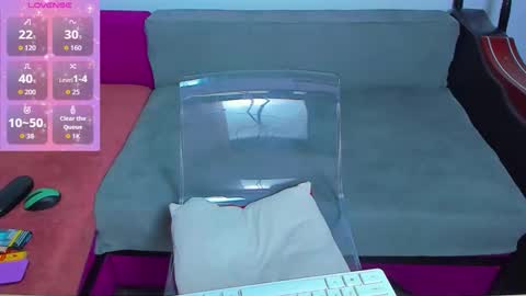 Mia Kittyy online show from October 18, 6:01 pm