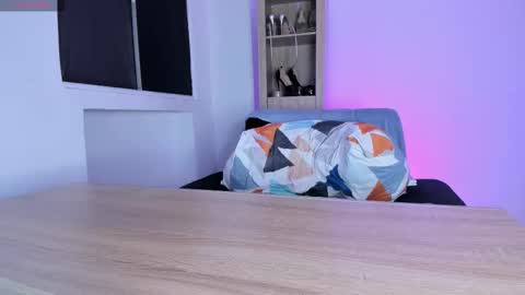 Mia Lenox online show from October 25, 10:32 pm