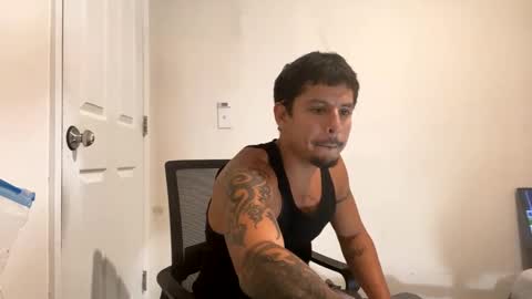 Snapshot of miamiclos1 chatting on September 13, 2:25 am miamiclos1 online show from September 13, 2:25 am