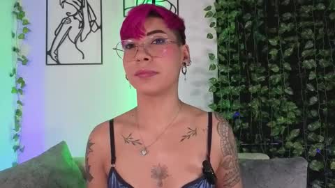 Mia Morgann online show from January 19, 1:32 pm