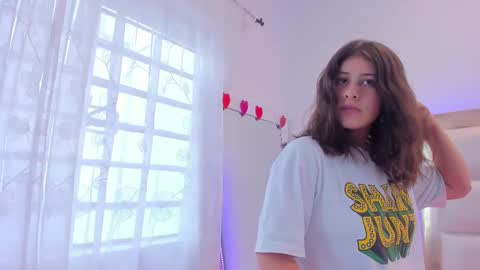 Sweetie Mia online show from March 1, 6:32 pm