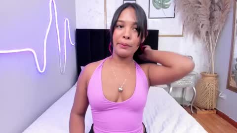 Snapshot of miaroggers chatting on September 23, 3:11 am Alejandra online show from September 23, 3:11 am