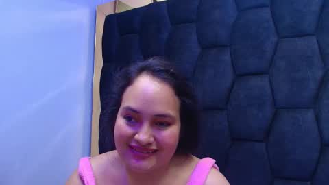 MiaRouse online show from January 12, 3:30 pm