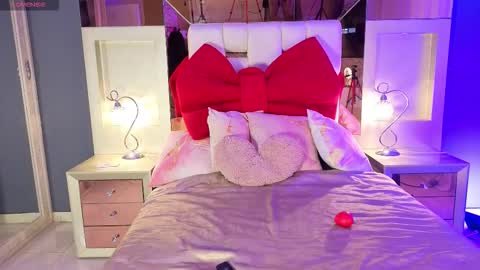 MiaHancock online show from March 5, 3:04 am