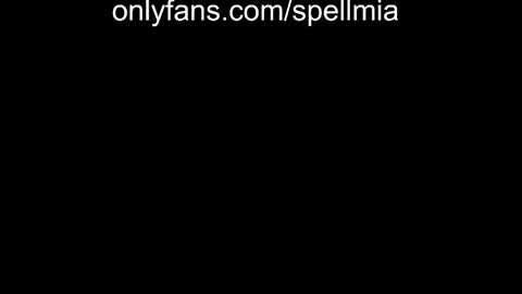 Mia  instagram miasspell online show from December 14, 8:04 pm