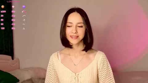 Mia online show from November 10, 6:16 am