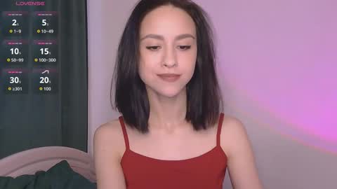 Snapshot of miasweetashoney chatting on October 15, 6:49 am Mia online show from October 15, 6:49 am