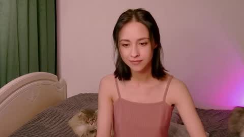 Snapshot of miasweetashoney chatting on September 9, 6:35 am Mia online show from September 9, 6:35 am