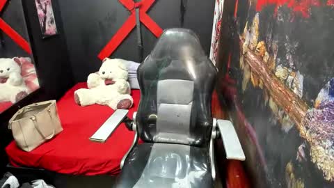 Snapshot of miatentazione chatting on October 2, 12:59 pm Mariana online show from October 2, 12:59 pm