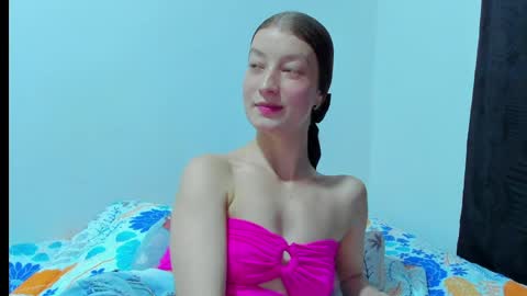  Chloe  online show from April 23, 1:13 am