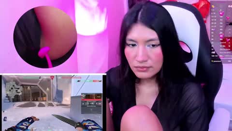 Snapshot of miavoss_ chatting on February 9, 1:00 am mia online show from February 9, 1:00 am