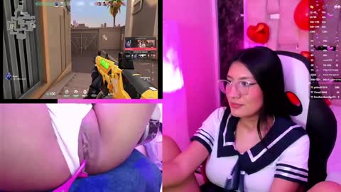 Snapshot of miavoss_ chatting on February 5, 12:53 am mia online show from February 5, 12:53 am