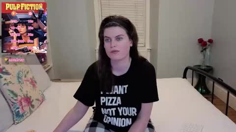 Mia  online show from March 10, 10:24 pm