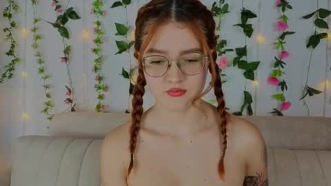 Snapshot of miawinxxx848 chatting on September 30, 9:36 pm Mia Winx online show from September 30, 9:36 pm