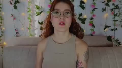 Snapshot of miawinxxx848 chatting on September 15, 9:16 pm Mia Winx online show from September 15, 9:16 pm