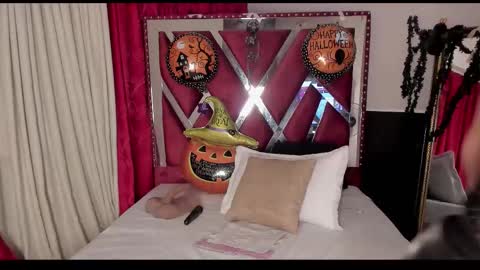 micaelahott_ online show from October 21, 4:28 am