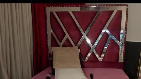 micaelahott_ online show from November 11, 5:20 am