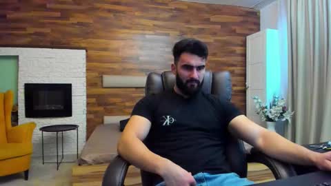 MicahLane online show from November 28, 8:43 am