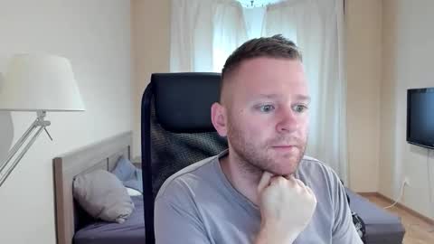 Michael Birkin online show from September 28, 4:32 am