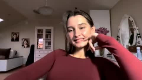 Snapshot of michael_pors chatting on October 15, 2:18 pm Emily online show from October 15, 2:18 pm
