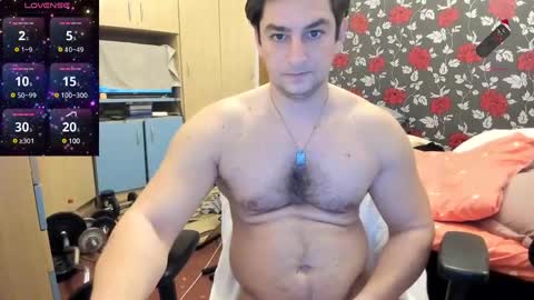 michaelragnar90 online show from December 21, 9:23 am