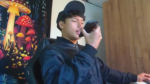 Snapshot of michaelstones chatting on January 28, 1:49 pm michaelstones online show from January 28, 1:49 pm