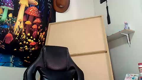 Snapshot of michaelstones chatting on September 16, 3:48 pm michaelstones online show from September 16, 3:48 pm