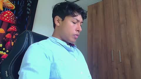 Snapshot of michaelstones chatting on February 7, 2:37 pm michaelstones online show from February 7, 2:37 pm