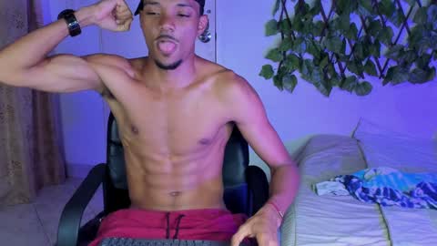 Snapshot of michaelxjeam chatting on September 25, 4:19 am michaelxjeam online show from September 25, 4:19 am