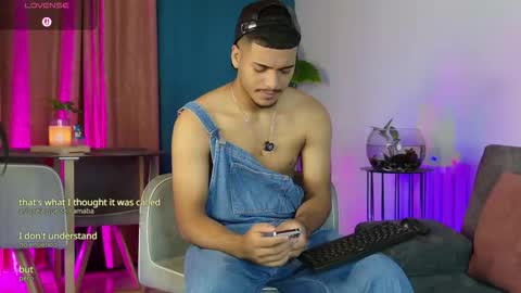 Snapshot of michel_g22 chatting on October 7, 11:56 pm michel g22 online show from October 7, 11:56 pm